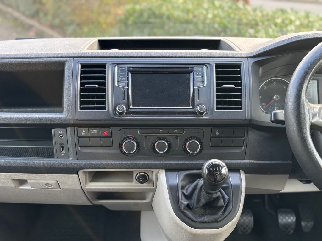 Used Volkswagen Transporter 2019 for sale - 76615645: Photo 43