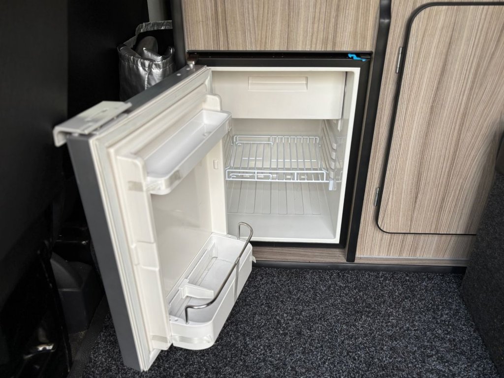 Used Volkswagen Transporter 2019 for sale - 76615645: Photo 46