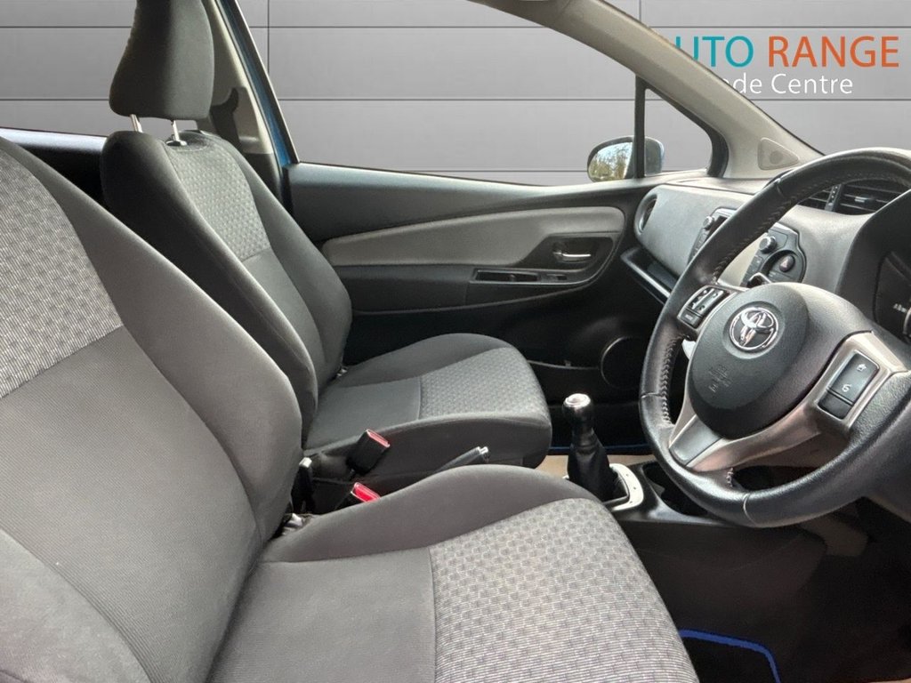 Used Toyota Yaris 2015 for sale - 77593765: Photo 12