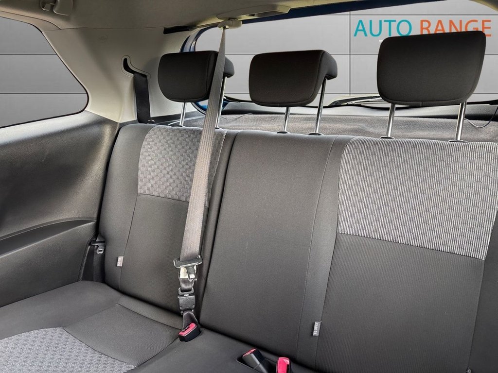 Used Toyota Yaris 2015 for sale - 77593765: Photo 19