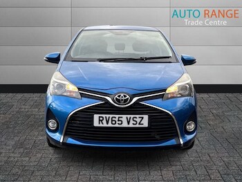 Used Toyota Yaris 2015 for sale - 77593765: Photo
