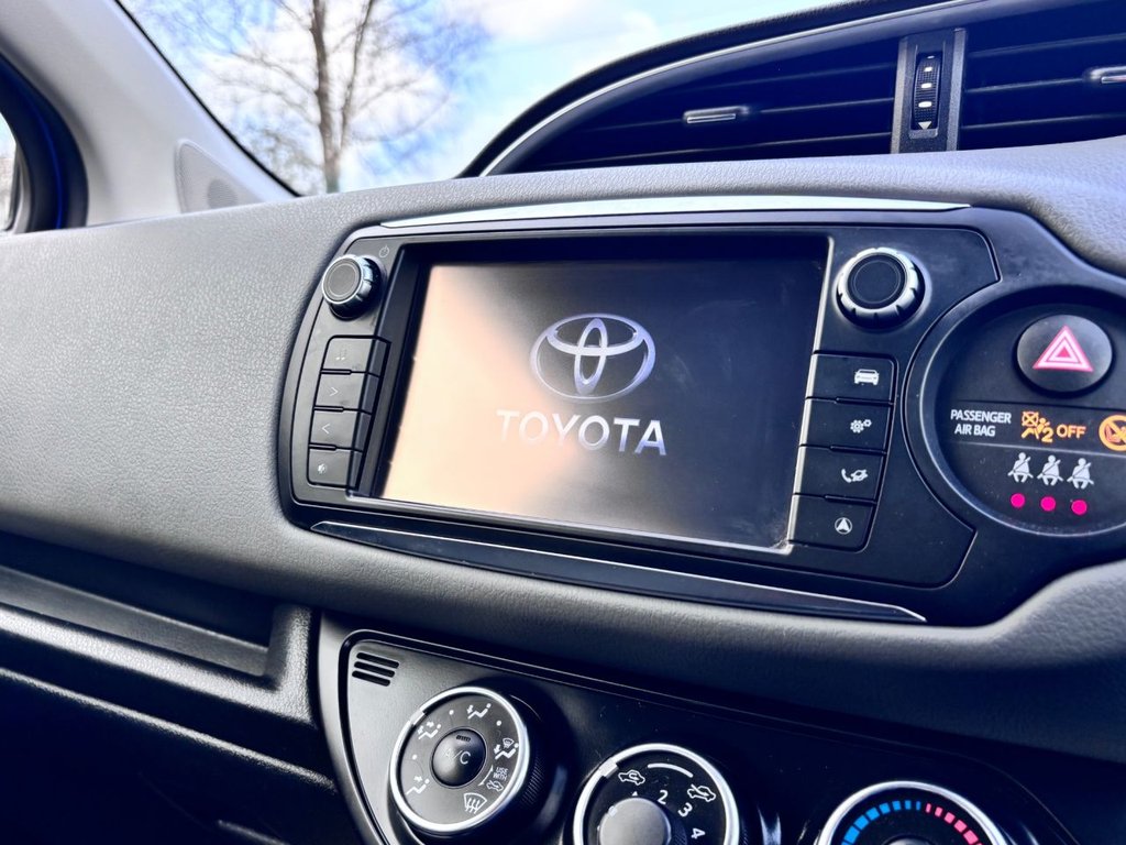 Used Toyota Yaris 2015 for sale - 77593765: Photo 32