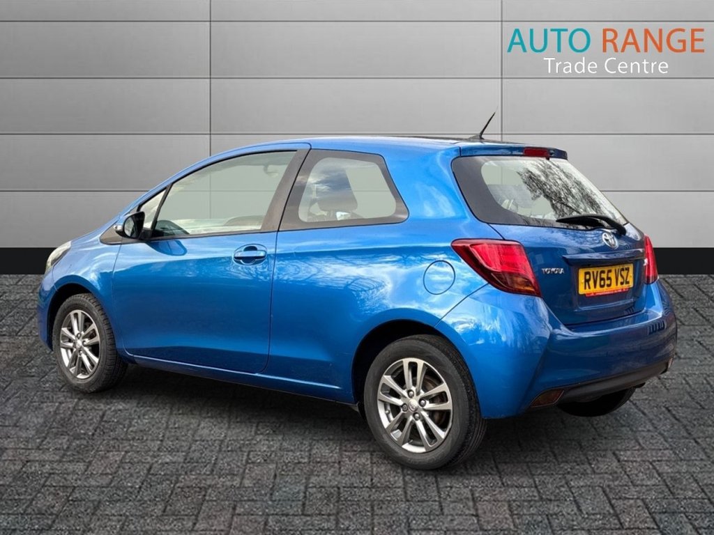 Used Toyota Yaris 2015 for sale - 77593765: Photo 8