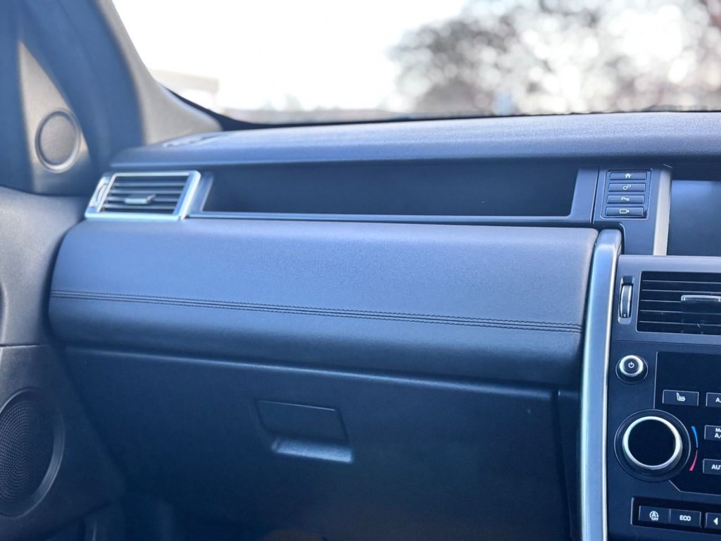 Used Land Rover Discovery Sport 2019 for sale - 77226759: Photo 46