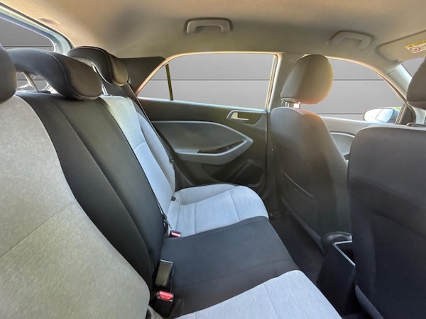 Used Hyundai i20 2015 for sale - 75342750: Photo 13