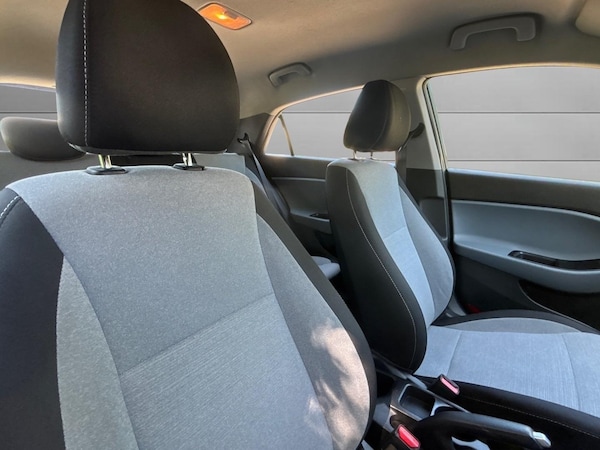 Used Hyundai i20 2015 for sale - 75342750: Photo 15