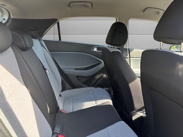 Used Hyundai i20 2015 for sale - 75342750: Photo 23