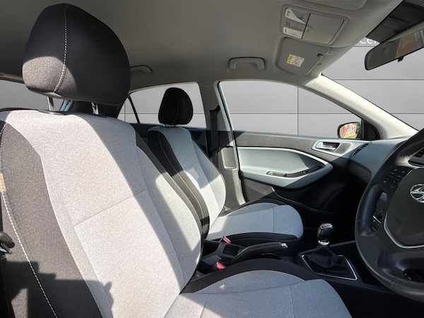 Used Hyundai i20 2015 for sale - 75342750: Photo 25