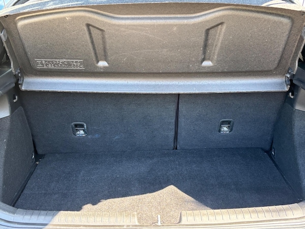 Used Hyundai i20 2015 for sale - 75342750: Photo 40