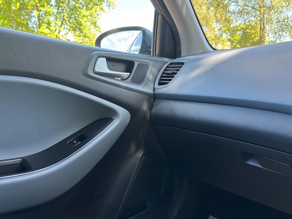 Used Hyundai i20 2015 for sale - 75342750: Photo 43