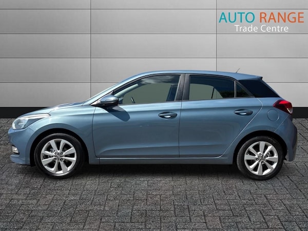 Used Hyundai i20 2015 for sale - 75342750: Photo 4