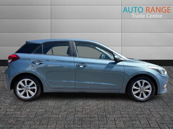 Used Hyundai i20 2015 for sale - 75342750: Photo 5