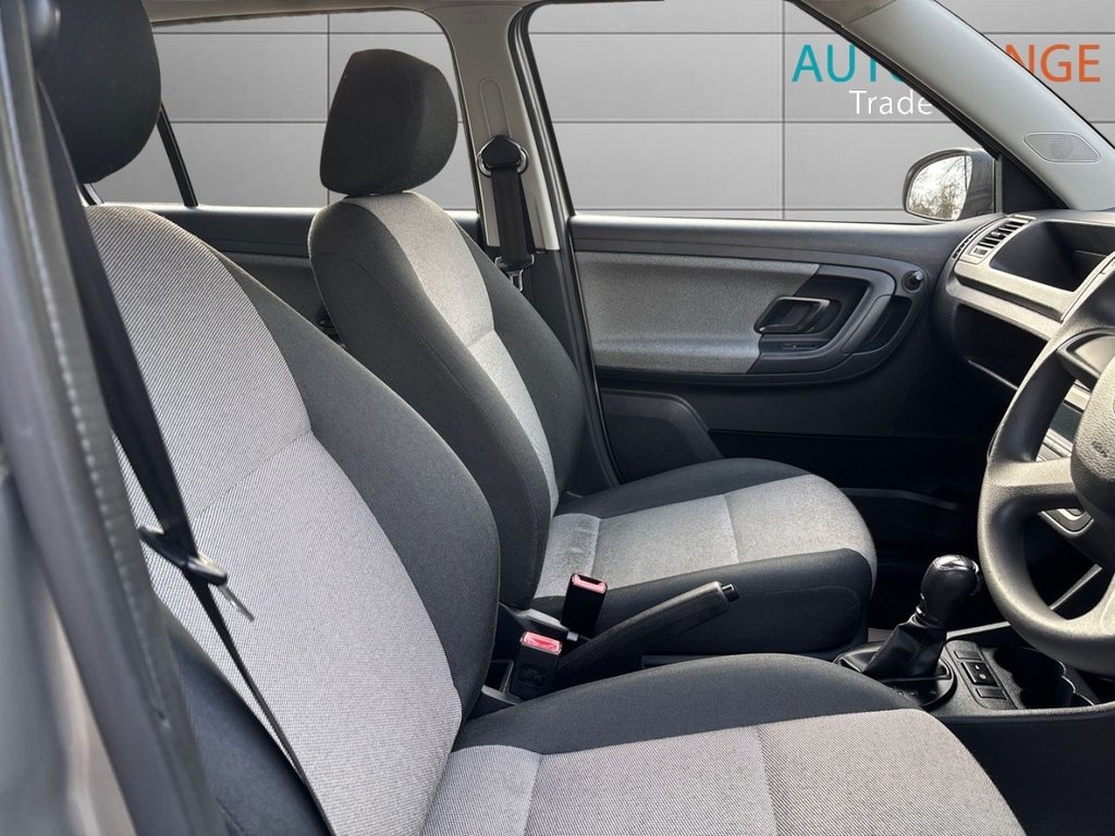 Used Skoda Fabia 2013 for sale - 76615628: Photo 12