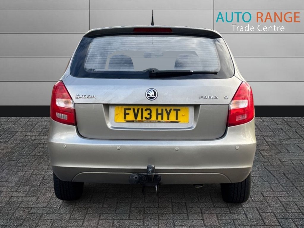 Used Skoda Fabia 2013 for sale - 76615628: Photo 3