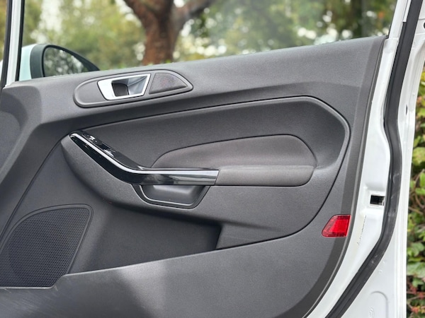 Used Ford Fiesta 2013 for sale - 76214866: Photo 33