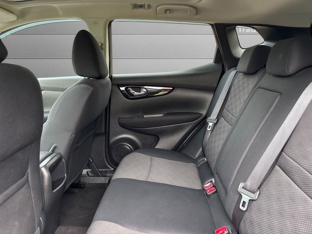 Used Nissan Qashqai 2015 for sale - 77507063: Photo 15