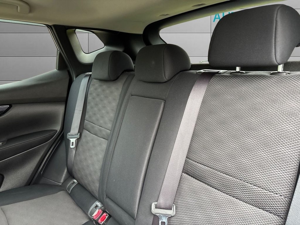 Used Nissan Qashqai 2015 for sale - 77507063: Photo 18