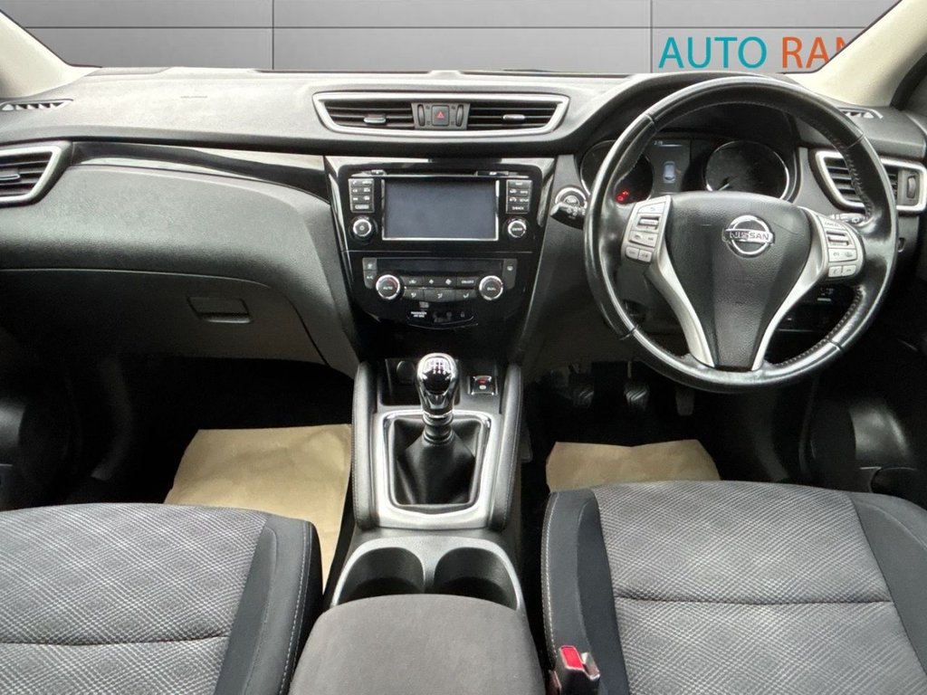 Used Nissan Qashqai 2015 for sale - 77507063: Photo 9
