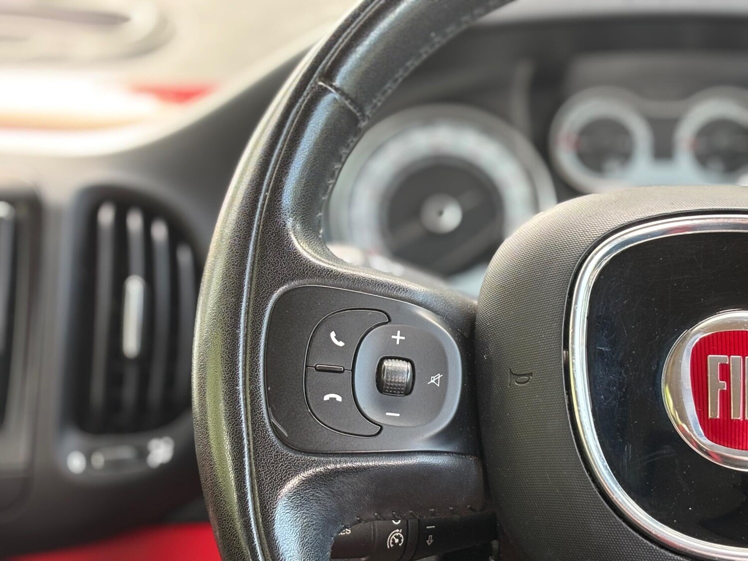Used Fiat 500L 2014 for sale - 75906048: Photo 28