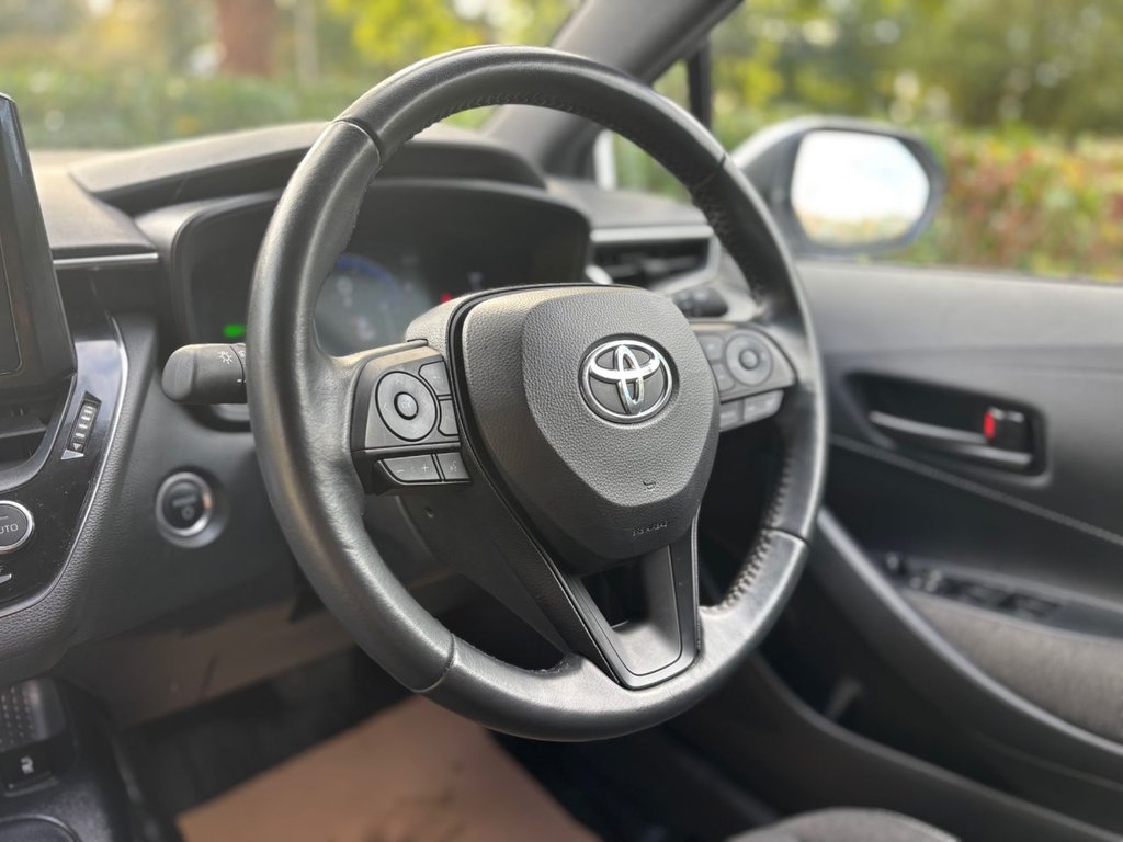 Used Toyota Corolla 2023 for sale - 76615625: Photo 34
