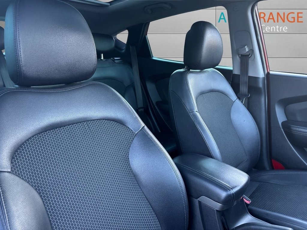 Used Hyundai Ix35 2011 for sale - 76820369: Photo 16