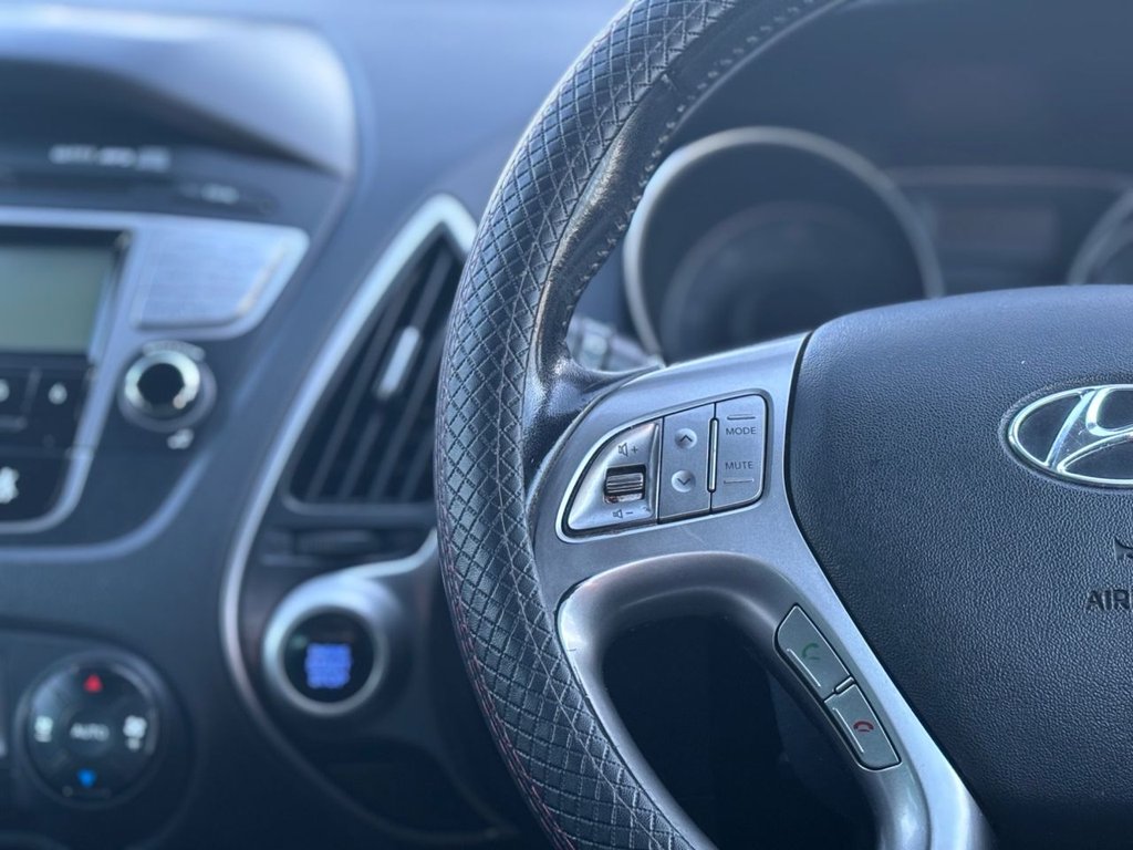 Used Hyundai Ix35 2011 for sale - 76820369: Photo 37