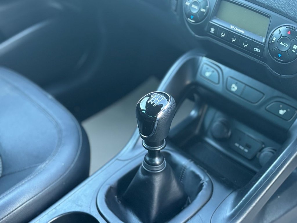 Used Hyundai Ix35 2011 for sale - 76820369: Photo 41