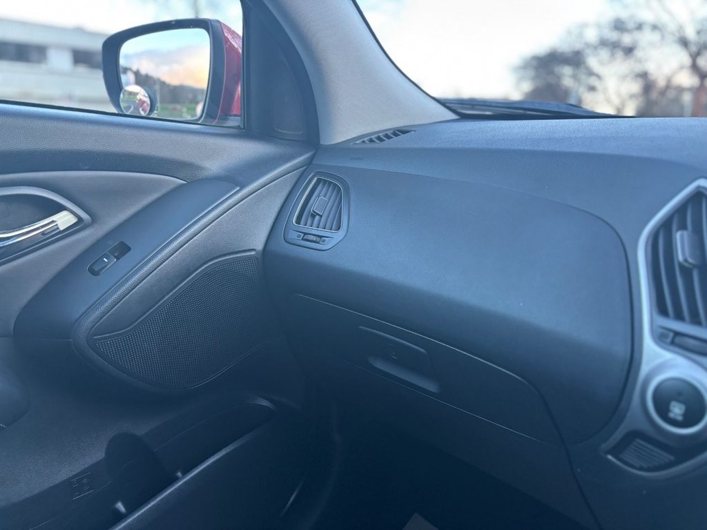 Used Hyundai Ix35 2011 for sale - 76820369: Photo 49