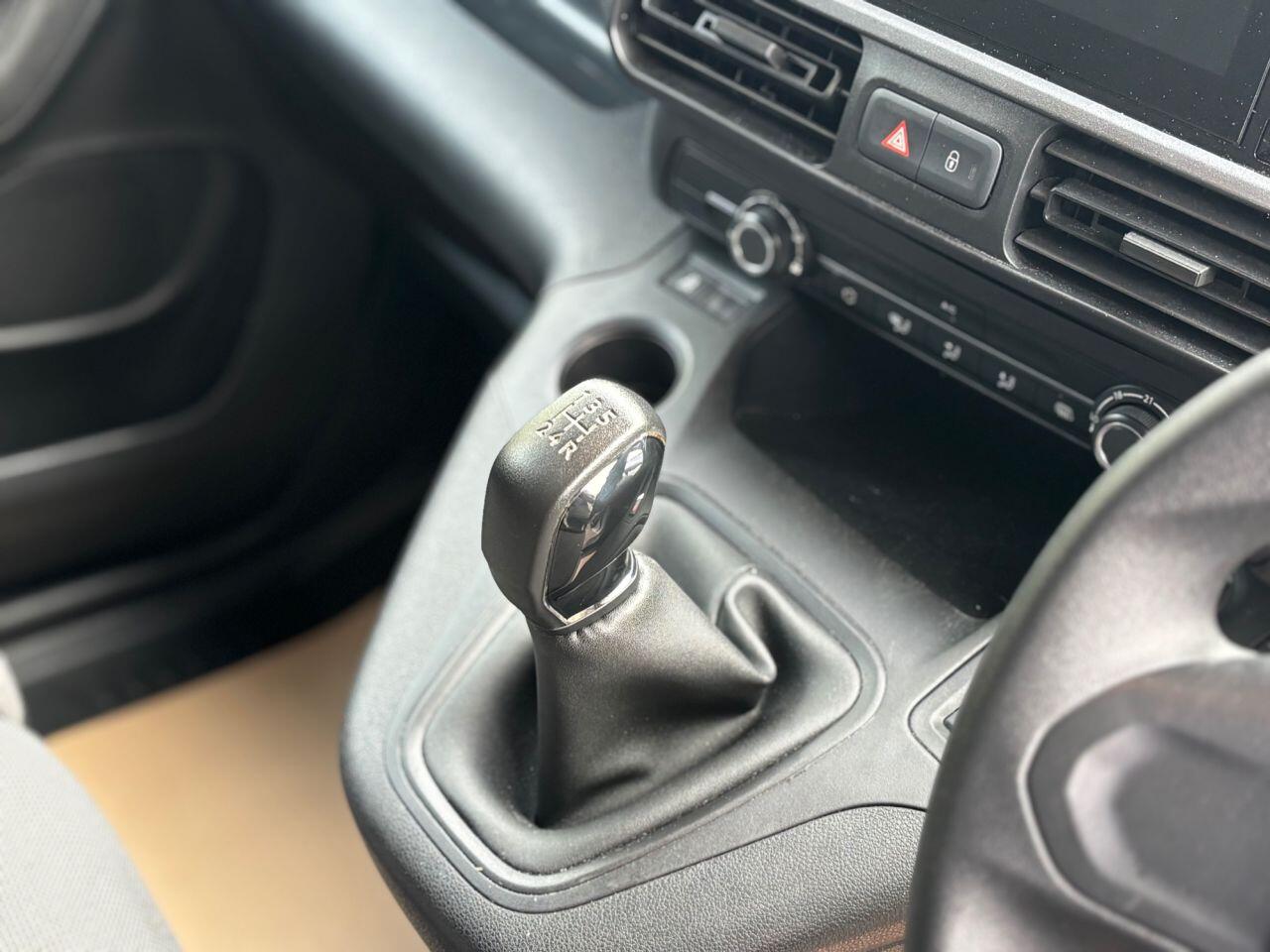 Used Peugeot Partner 2019 for sale - 76215511: Photo 28