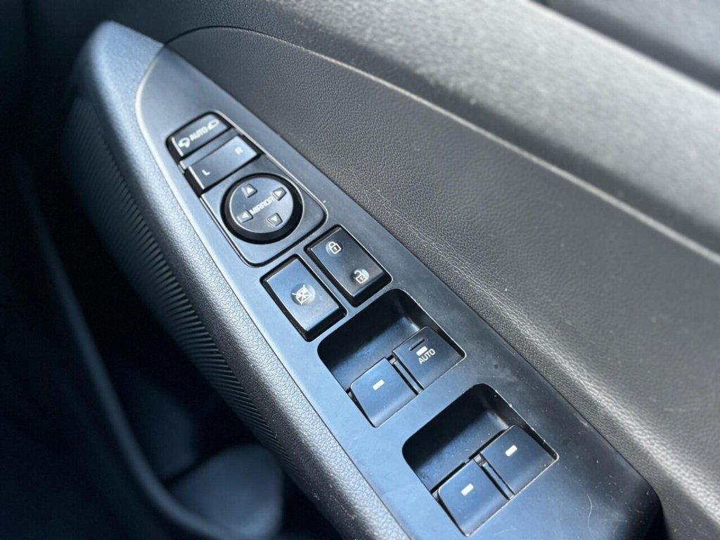 Used Hyundai TUCSON 2017 for sale - 76615631: Photo 46