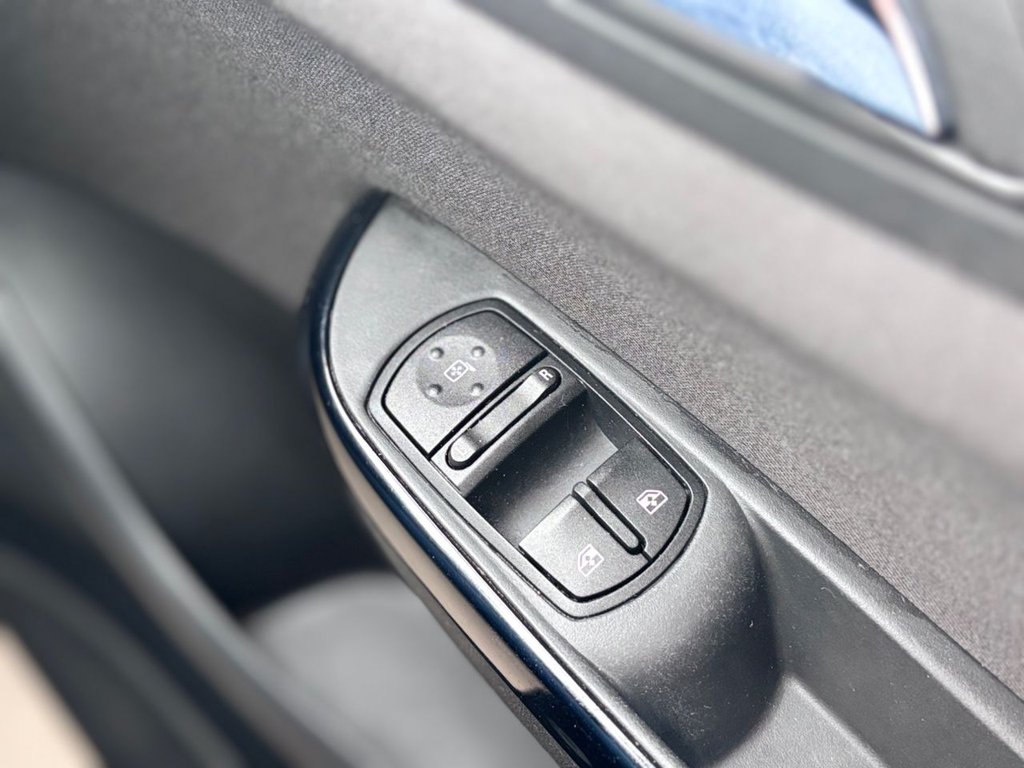 Used Vauxhall Corsa 2018 for sale - 77507223: Photo 40