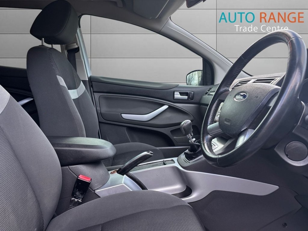 Used Ford Kuga 2012 for sale - 77341485: Photo 12