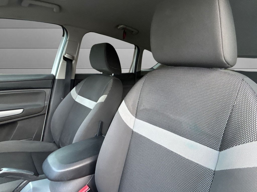 Used Ford Kuga 2012 for sale - 77341485: Photo 17