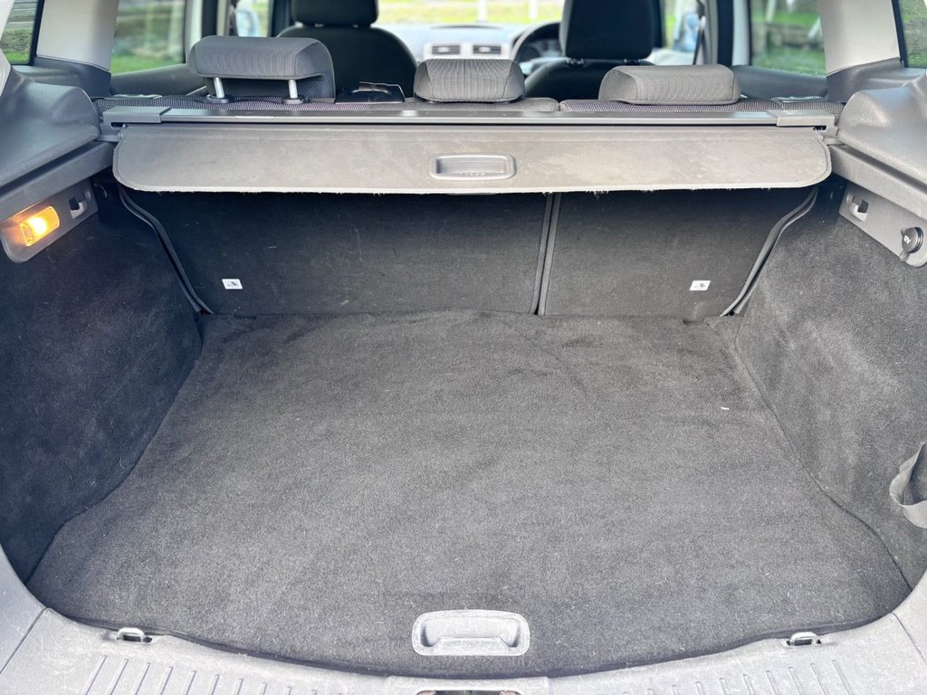 Used Ford Kuga 2012 for sale - 77341485: Photo 29