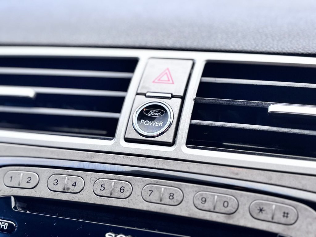 Used Ford Kuga 2012 for sale - 77341485: Photo 38