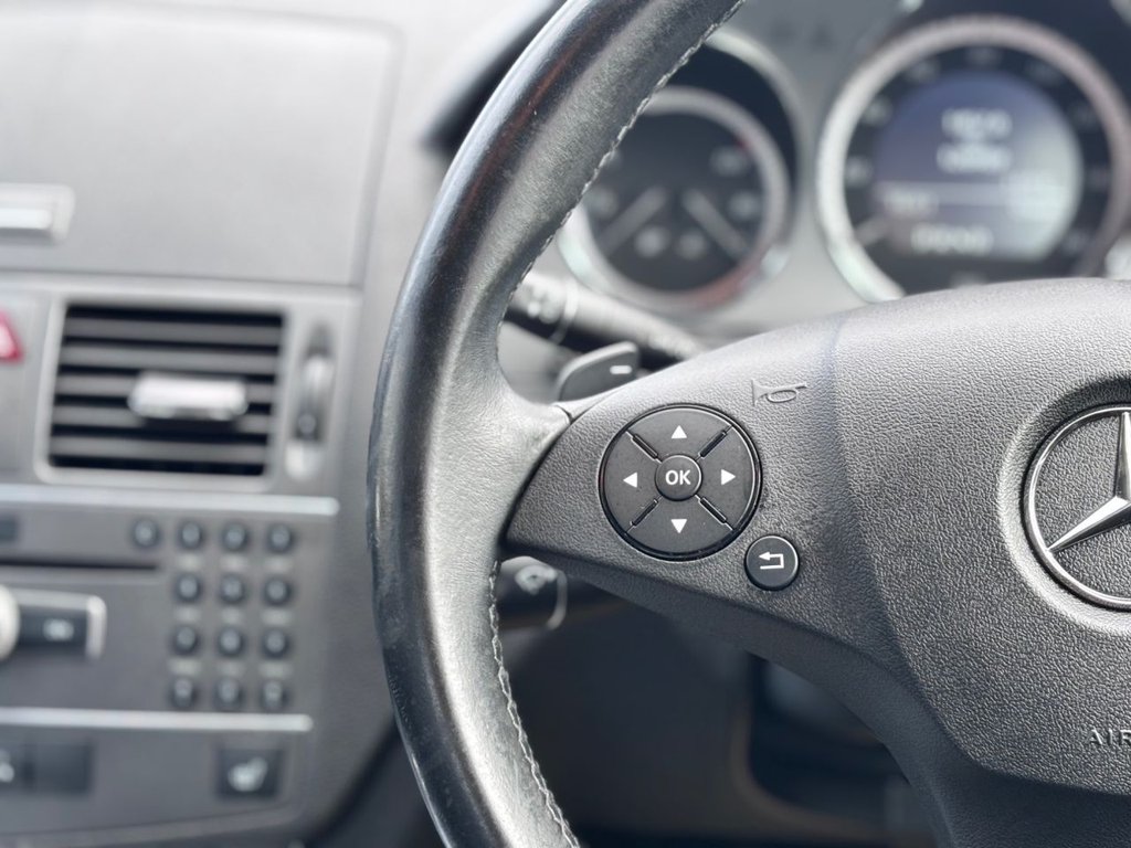 Used Mercedes-Benz C Class 2011 for sale - 77593698: Photo 34