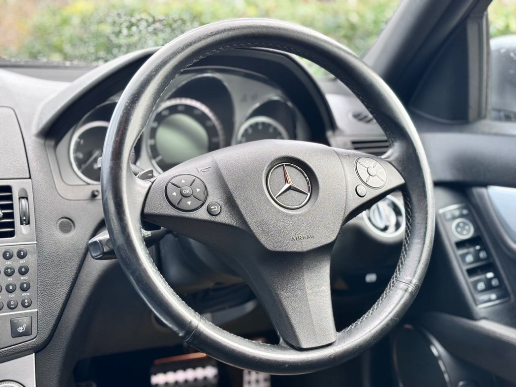 Used Mercedes-Benz C Class 2011 for sale - 77593698: Photo 36