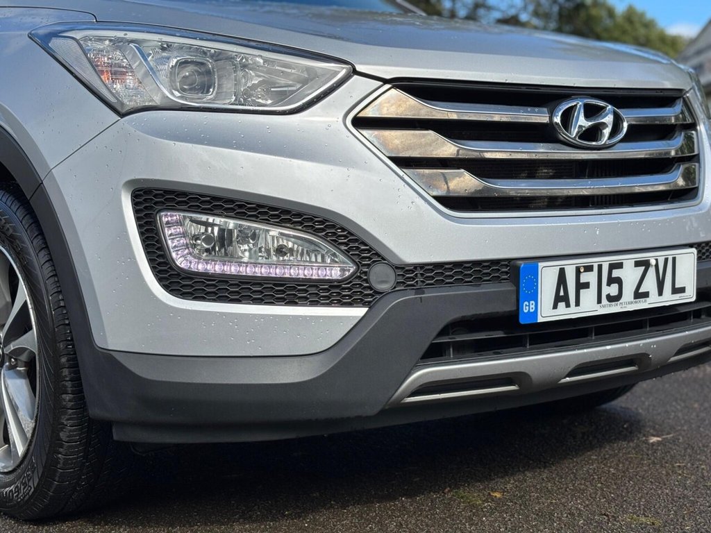 Used Hyundai Santa Fe 2015 for sale - 76615627: Photo 23