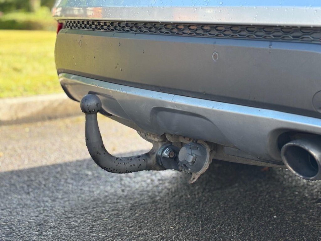 Used Hyundai Santa Fe 2015 for sale - 76615627: Photo 25