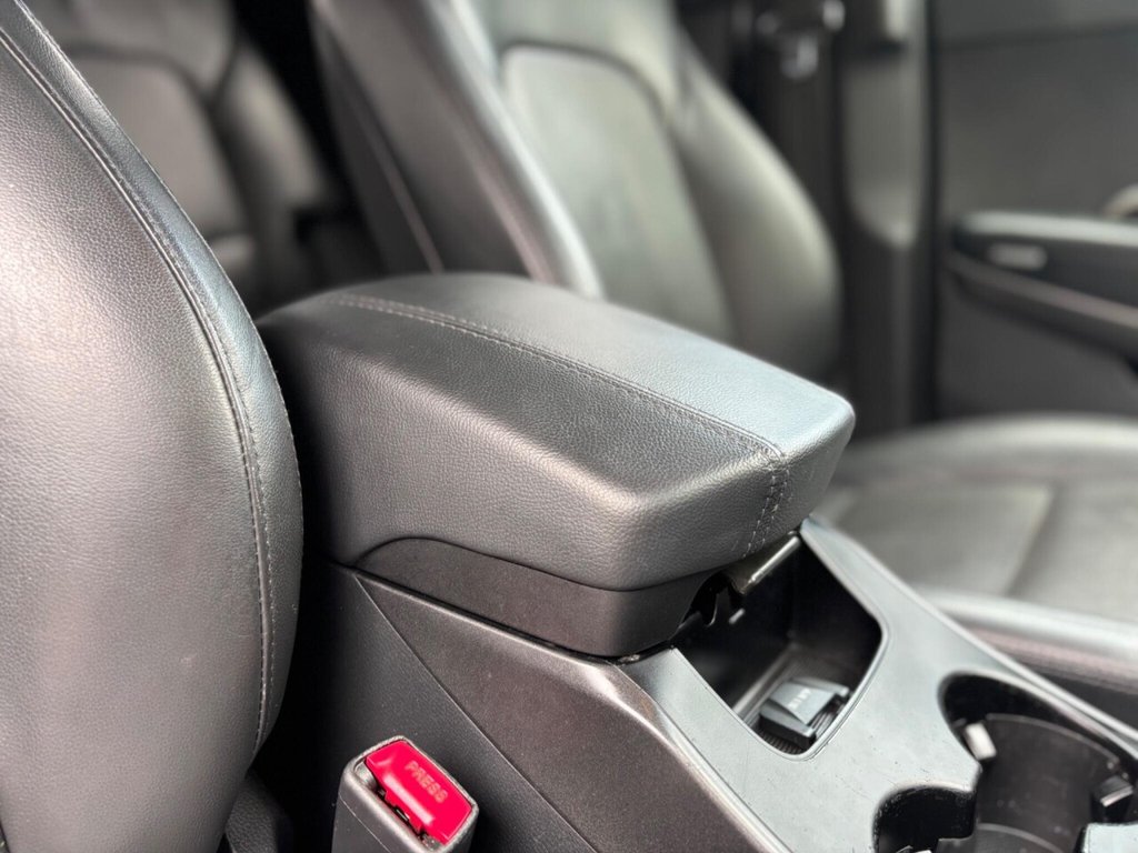 Used Hyundai Santa Fe 2015 for sale - 76615627: Photo 39