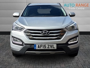 Used Hyundai Santa Fe 2015 for sale - 76615627: Photo