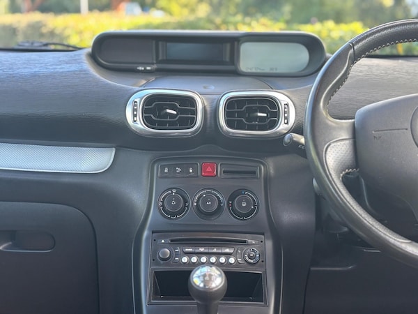 Used Citroen C3 Picasso 2016 for sale - 76294694: Photo 30