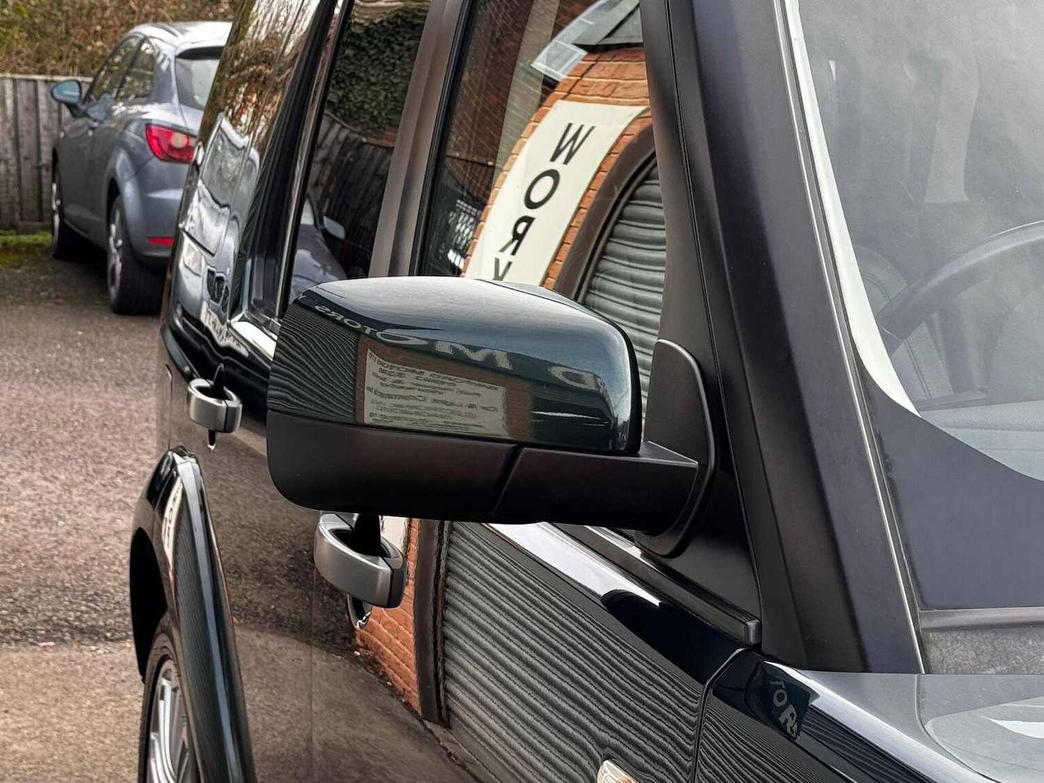 Used Land Rover Discovery 4 2012 for sale - 77610065: Photo 45