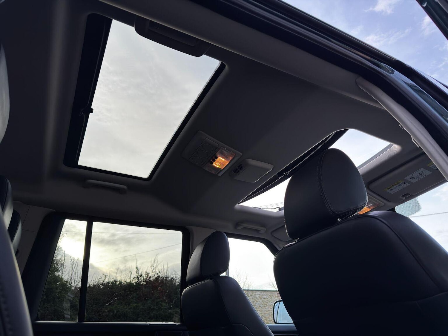 Used Land Rover Discovery 4 2012 for sale - 77610065: Photo 49