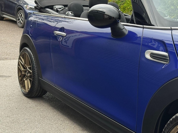 Used MINI Convertible 2018 for sale - 75644217: Photo 12