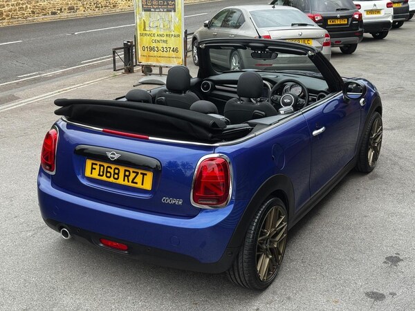 Used MINI Convertible 2018 for sale - 75644217: Photo 17