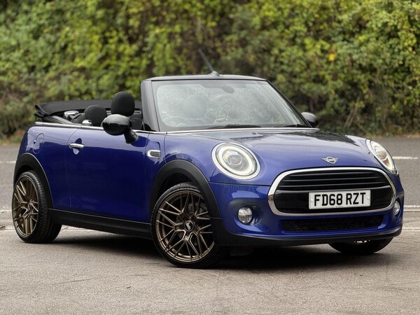 Used MINI Convertible 2018 for sale - 75644217: Photo 1