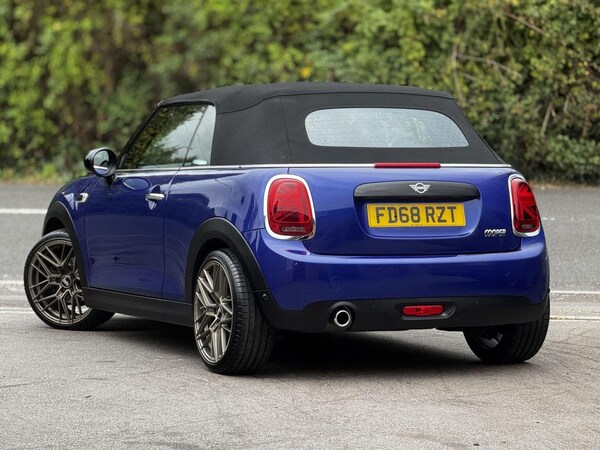 Used MINI Convertible 2018 for sale - 75644217: Photo 3