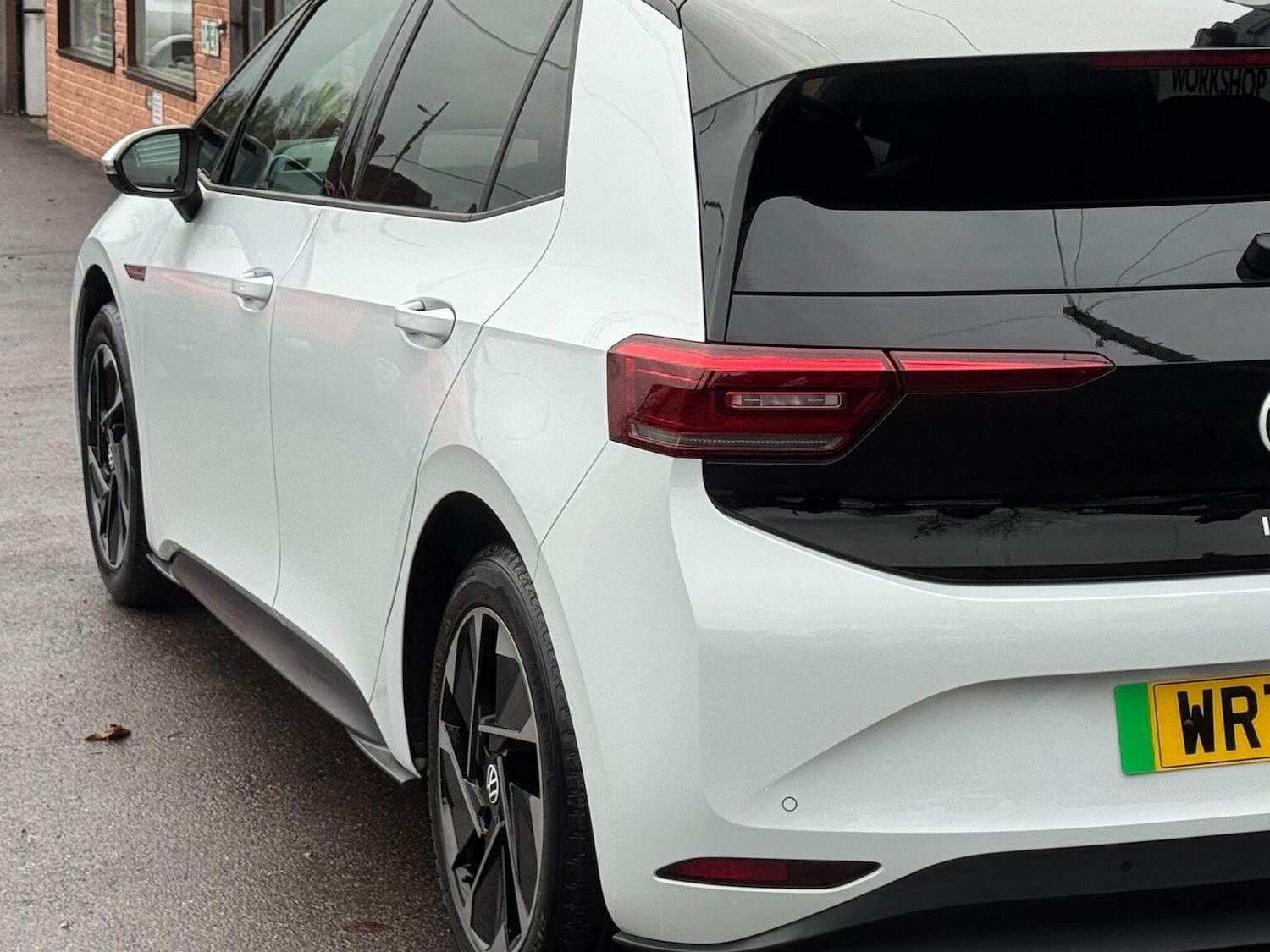 Used Volkswagen ID.3 2021 for sale - 76791539: Photo 10