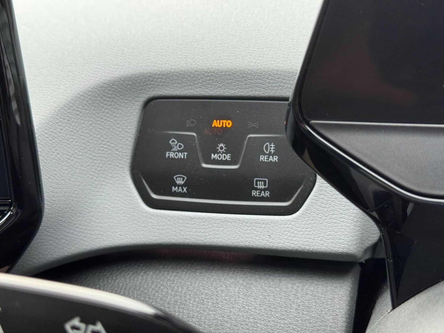 Used Volkswagen ID.3 2021 for sale - 76791539: Photo 23